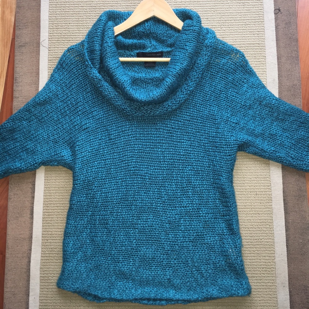 Calvin Klein Sweater