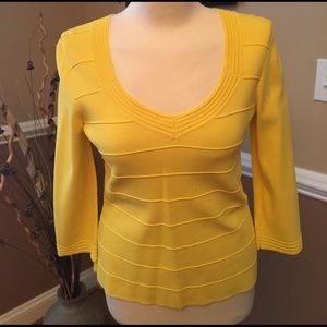 Cable & Gauge 3/4 sleeve top