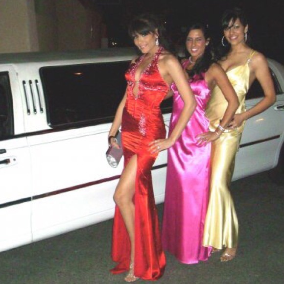 Beautiful Prom Dress!! - Picture 3 of 3