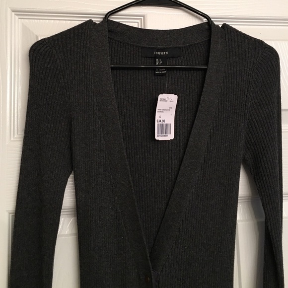 Long button up  sweater, brand-new . - Picture 2 of 3