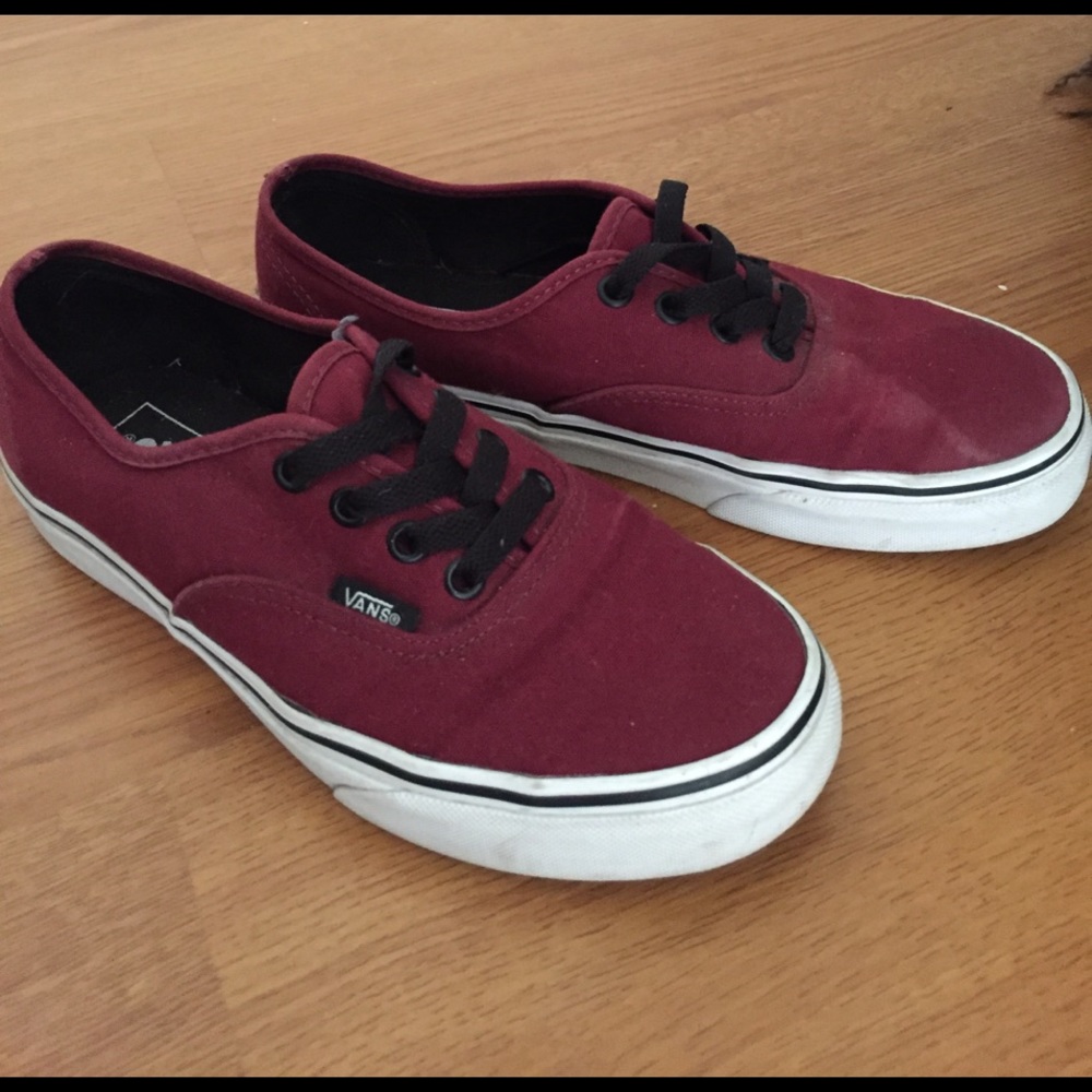 Maroon vans ❤