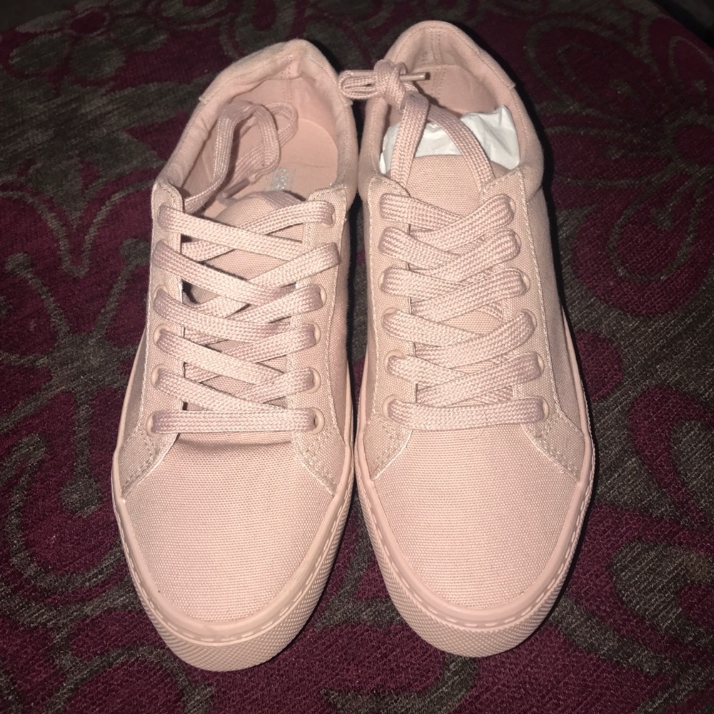 Asos Sneakers