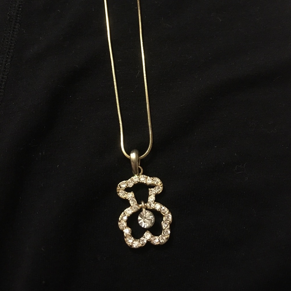 Teddy bear charm necklace