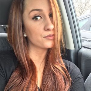 Meet your Posher, Casey