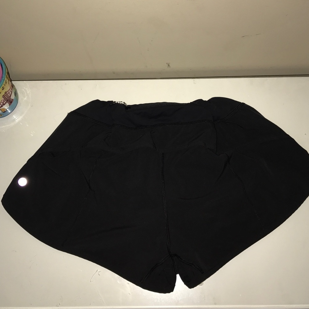 Black lululemon speed short 4-way stretch