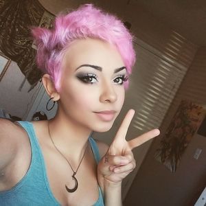 Meet your Posher, Saphire