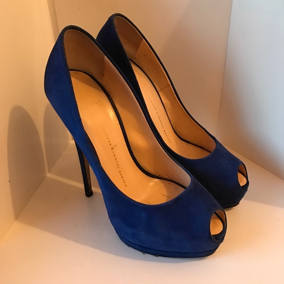 Giuseppe Zanotti Cobalt Blue Peep Toe Pump, Sz 39 - Picture 3 of 5