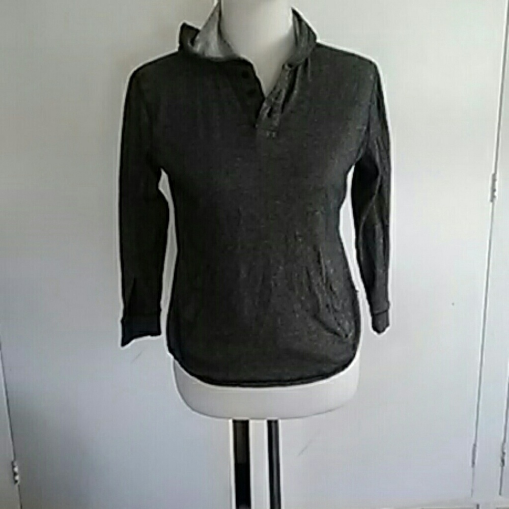 Gray hooded sweater by shawn White
