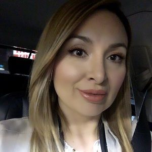 Meet your Posher, Vanessa