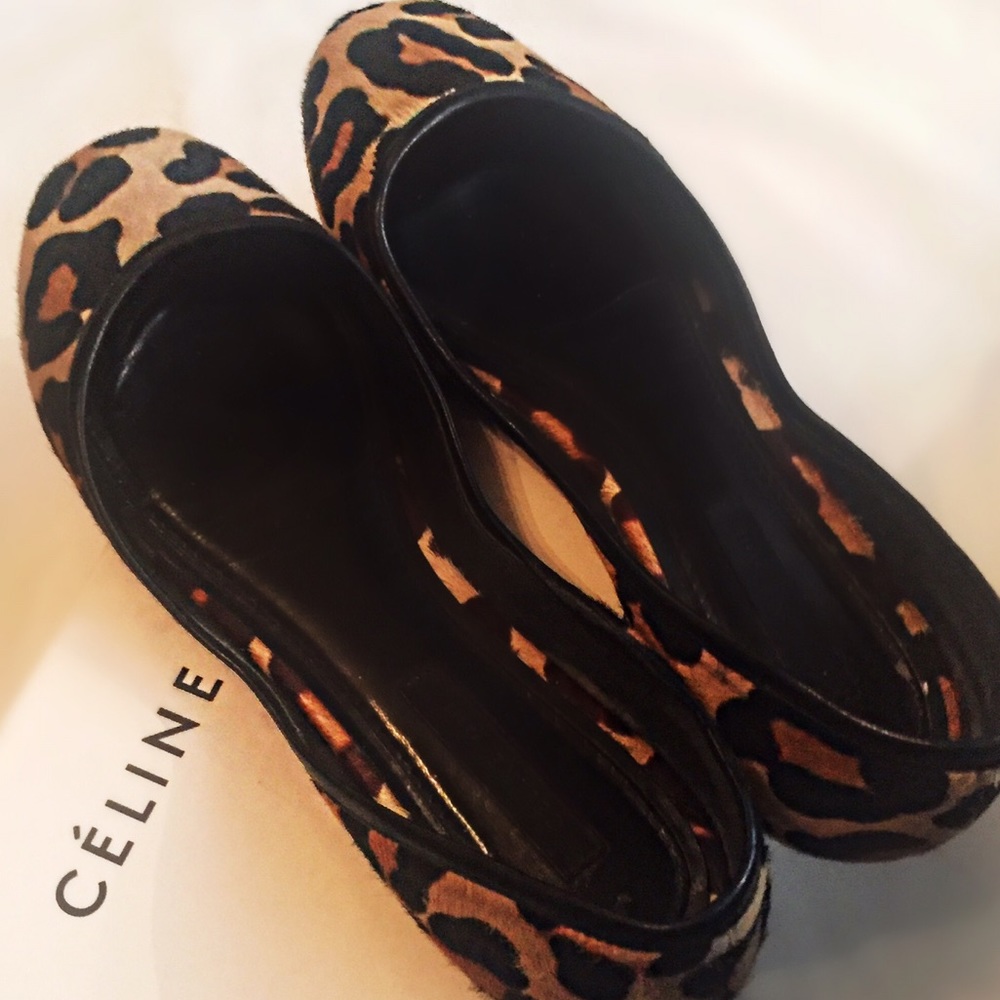 CELINE LOW CUT FLATS CHEETAH (authentic)