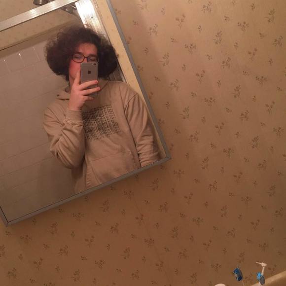 Meet your Posher, Phillip - Picture 1 of 1