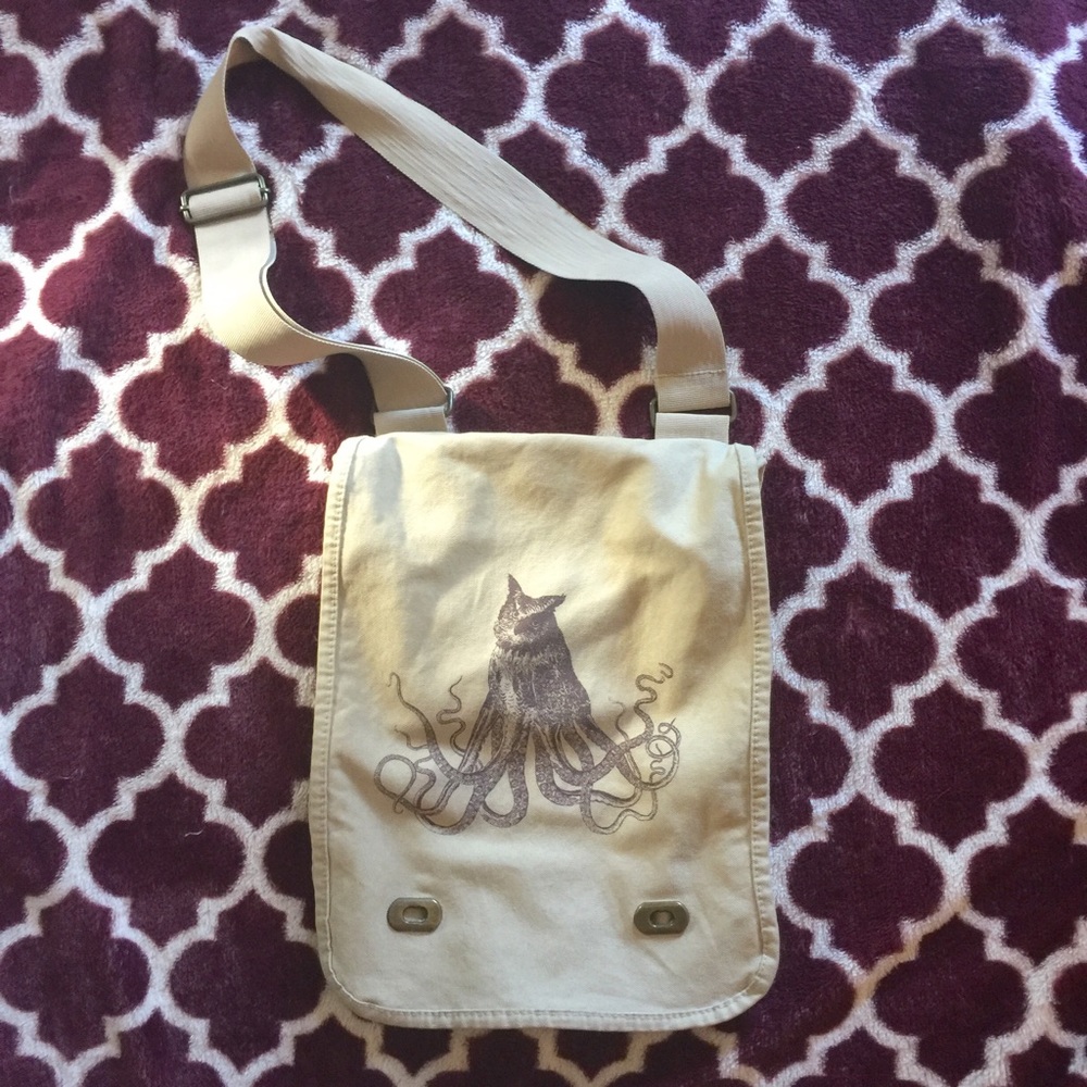 Owl Octopus Large Messenger Bag