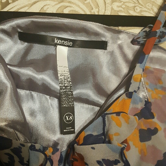 Kensie Maxi Chiffon Dress - Picture 3 of 4