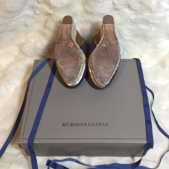 BCBG Max Azria 37.5 Denim Wedges - Picture 2 of 5