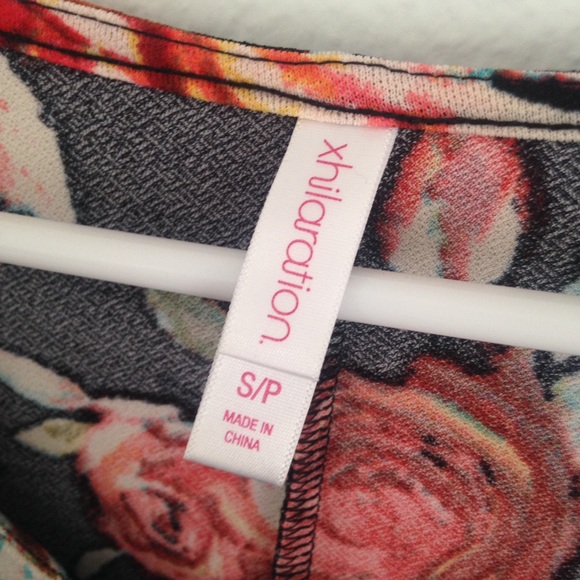 Xhilaration Small Floral Romper - Picture 5 of 5