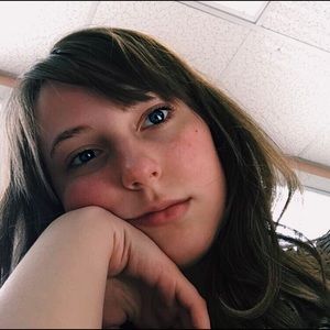 Meet your Posher, Maddie