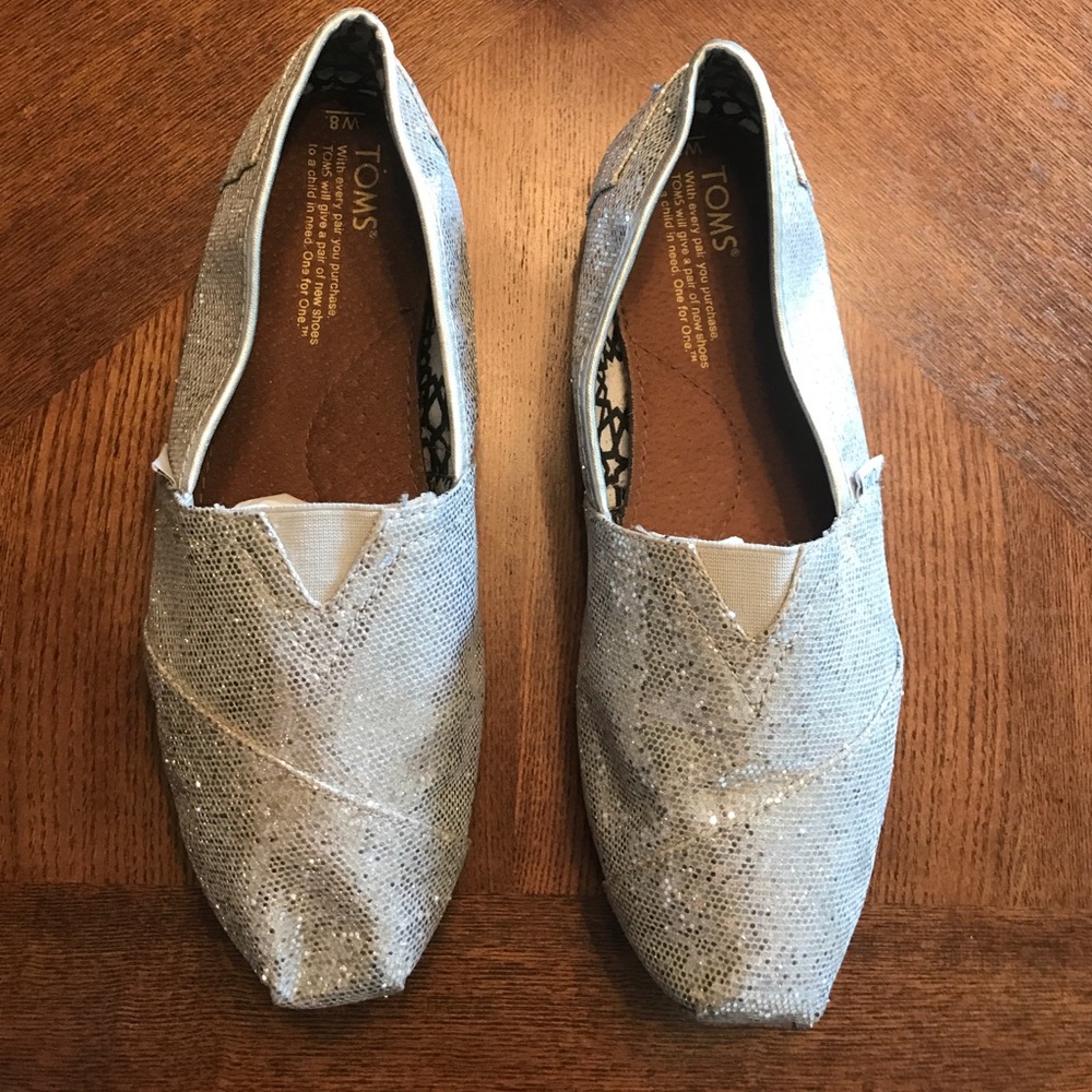 TOMS Silver Sequined Shoes SIZE 8