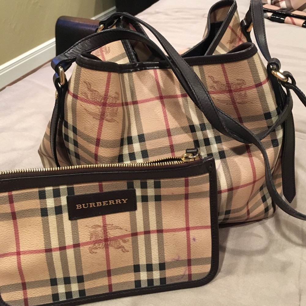 Burberry Purse & Wallet