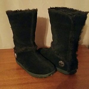 Make an offer - Fur lined black Timberland boots