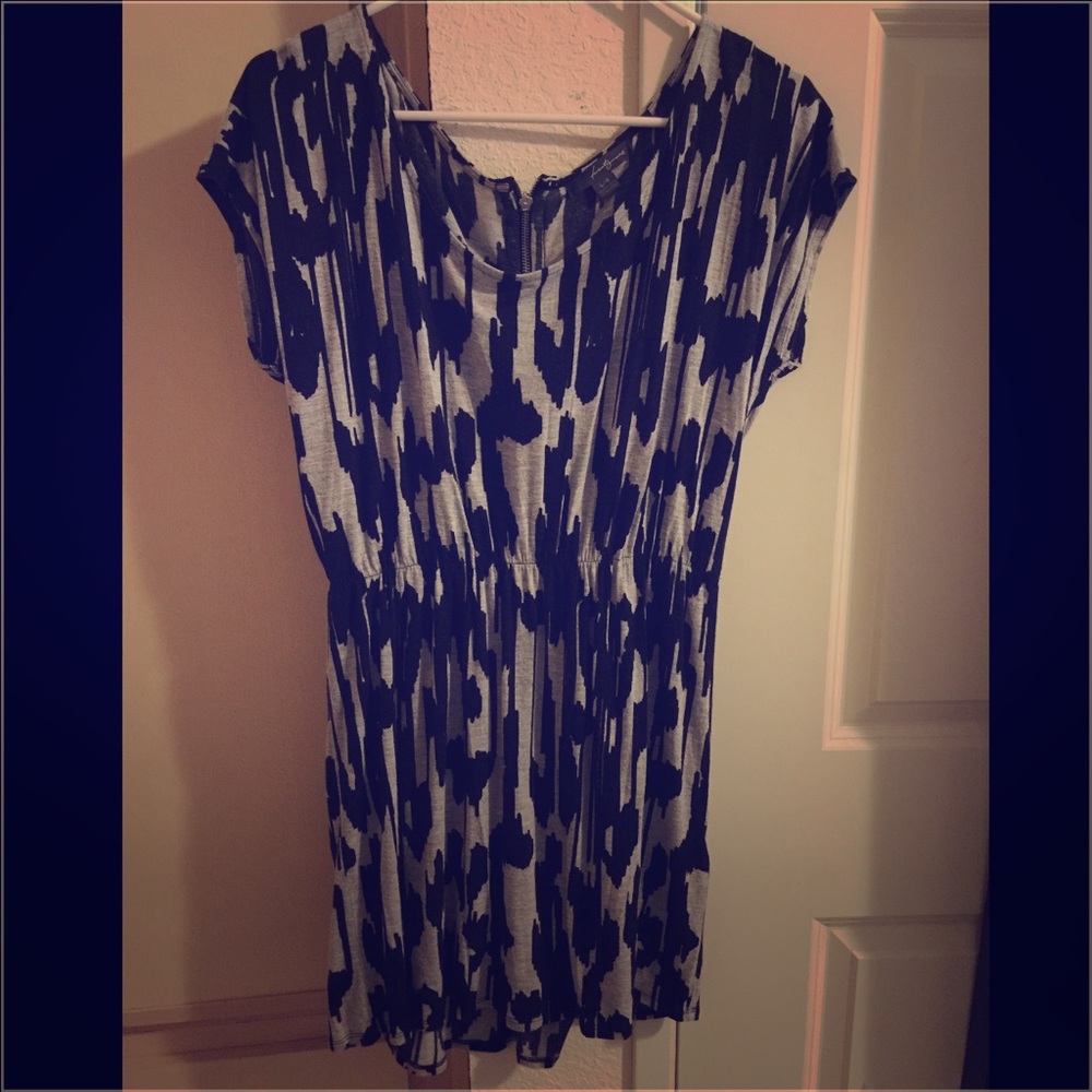 Comfy short-sleeve dress