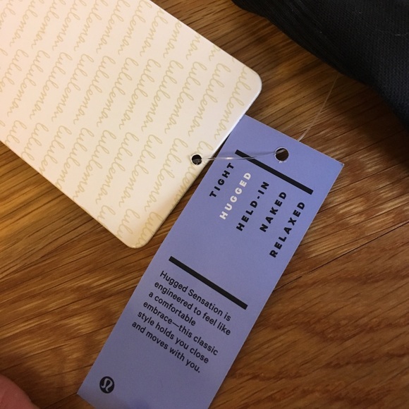 🍋NWT Lululemon🍋Flow & Go Capri - Picture 4 of 6