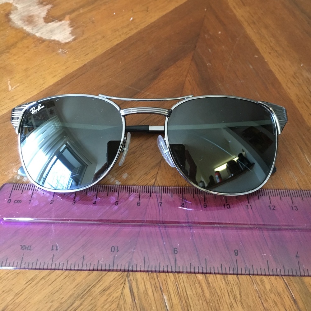 Signet Ray Bans