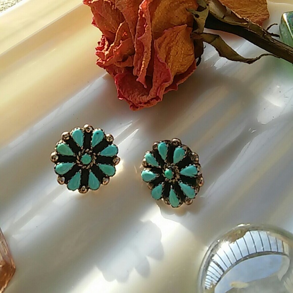 📌SALE📌Sleeping Beauty Turquoise & Sterling Studs - Picture 2 of 5