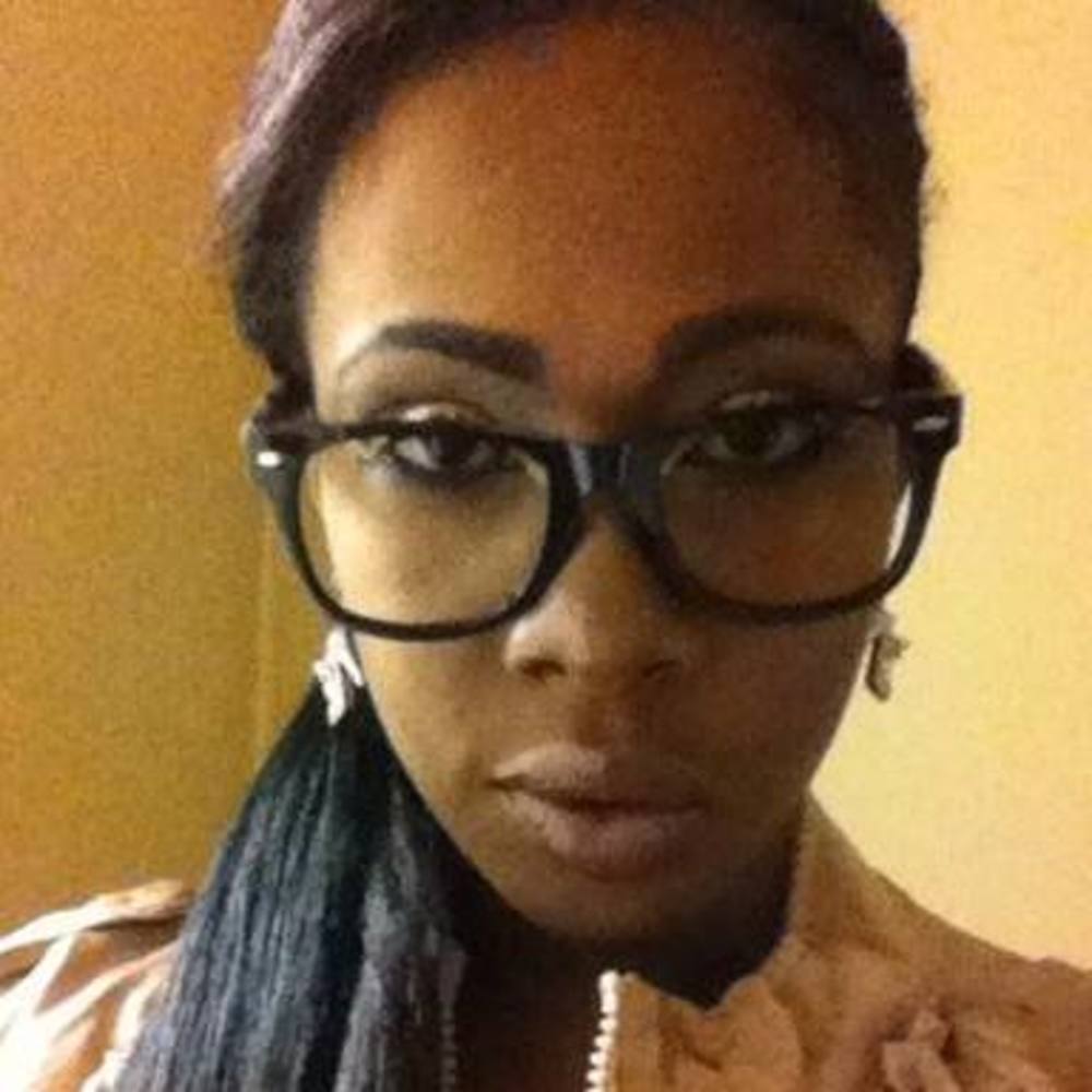 Meet your Posher, Gwen flex savage