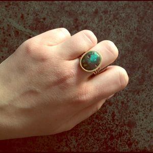 Gold vintage aquamarine ring