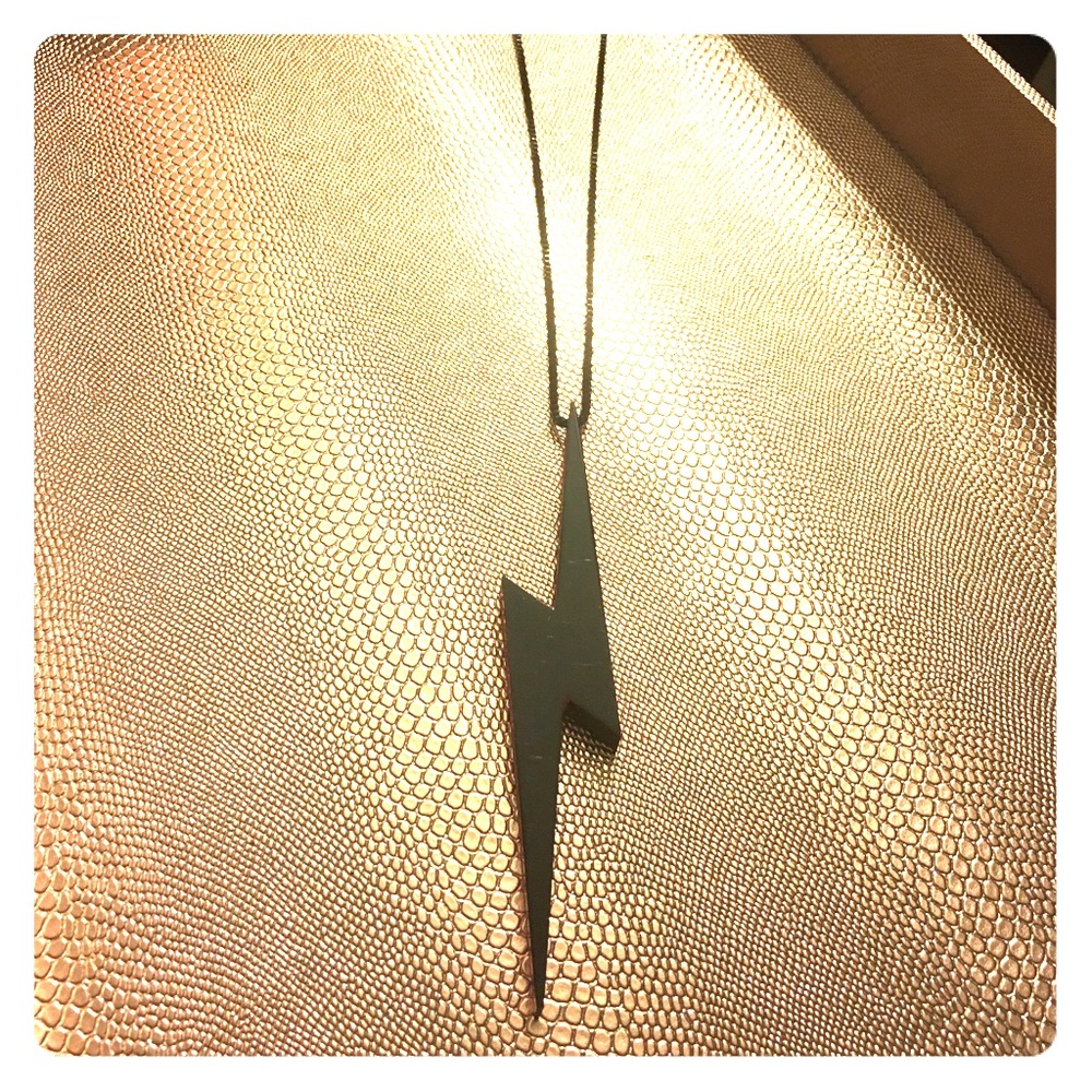 Lightening necklace