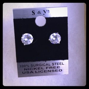 Cubic zirconia earrings