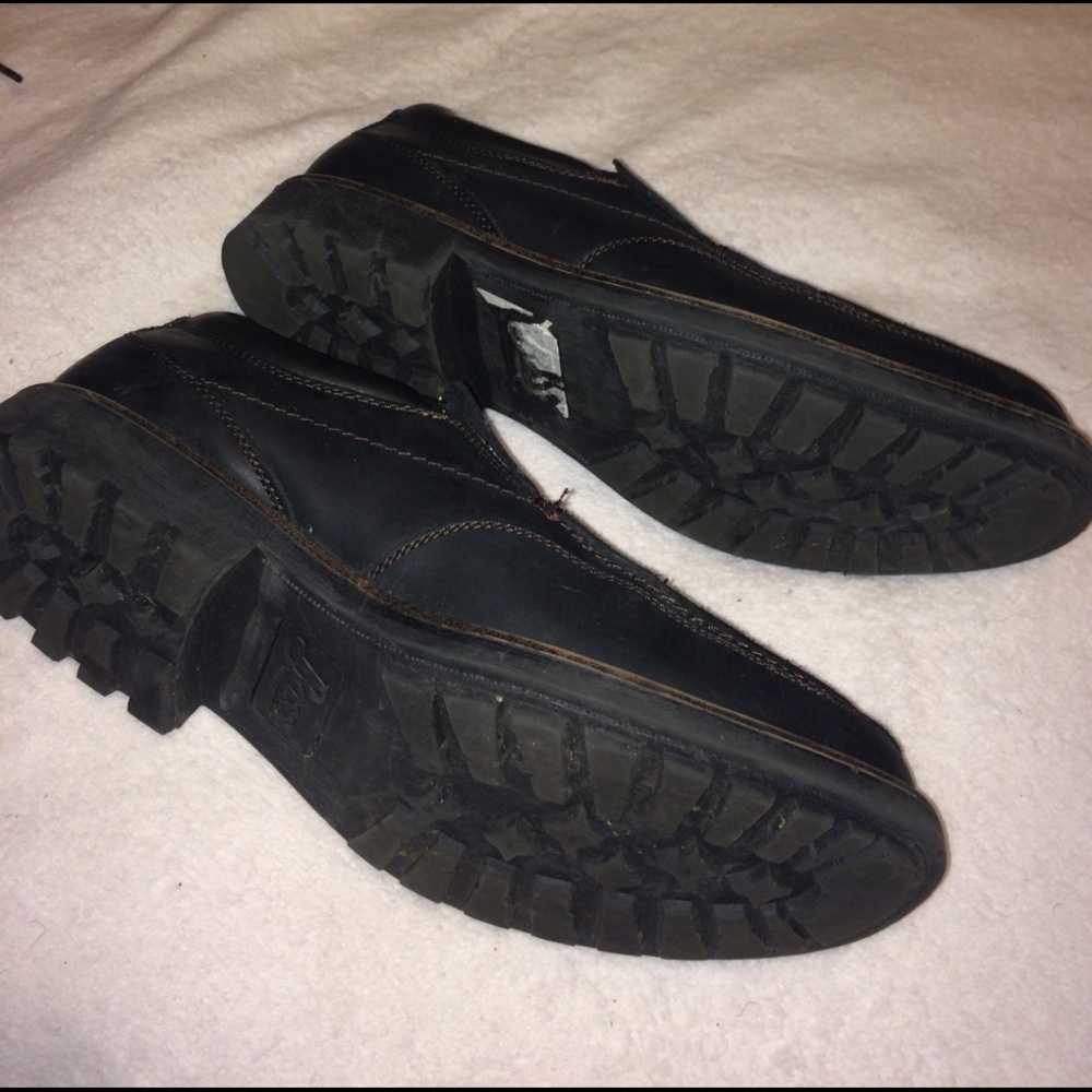 Dress shoes - Picture 3 of 3