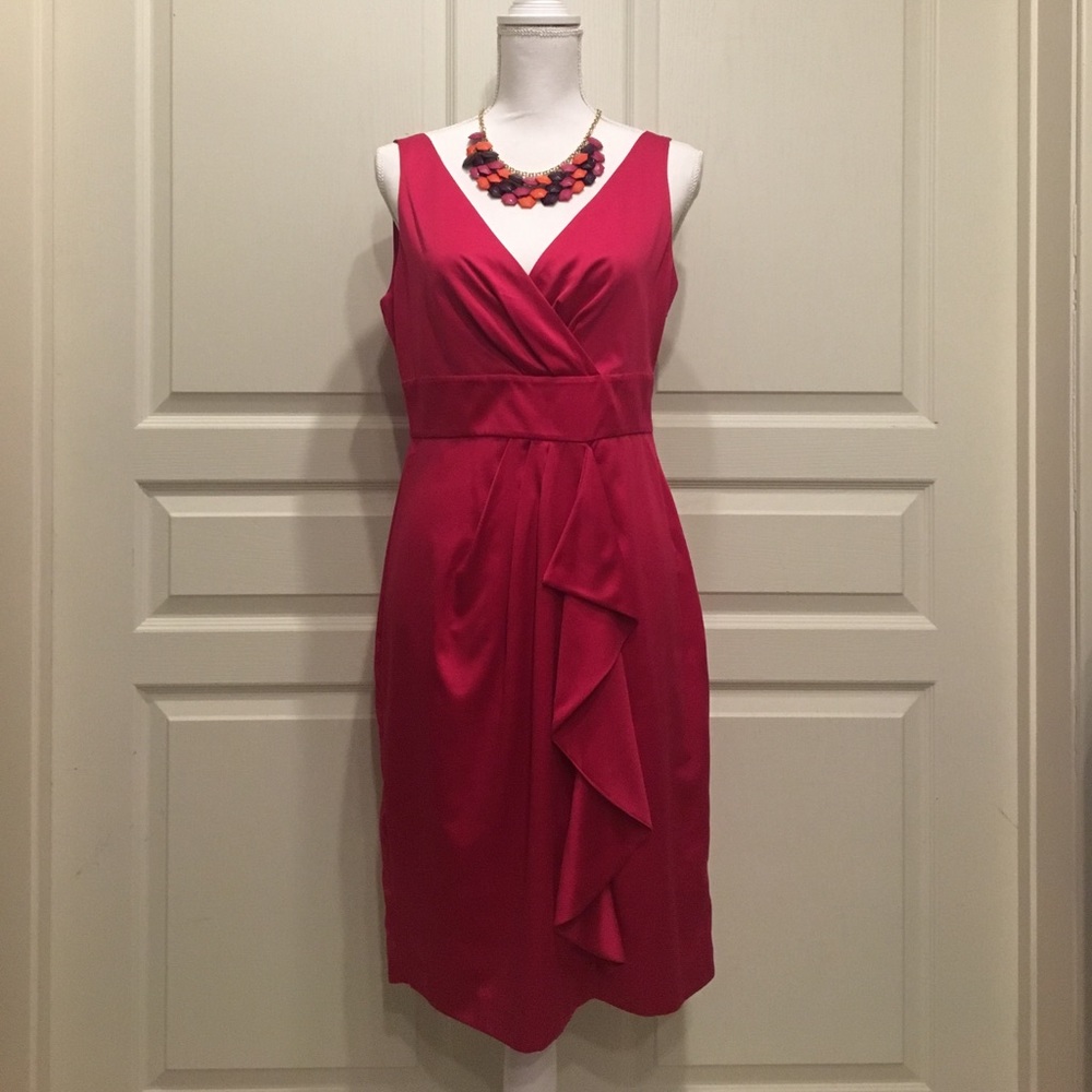 Banana republic dress and necklace!