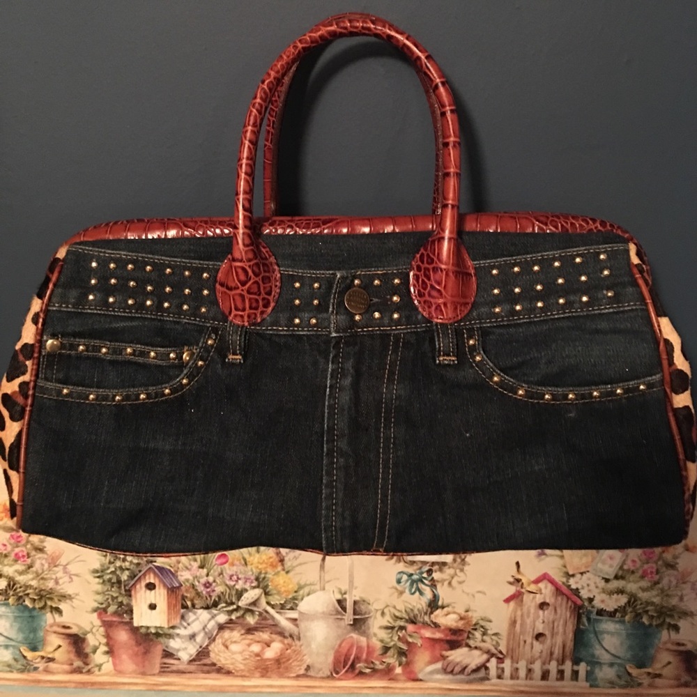 Clever Carriage purse