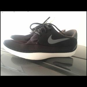 Black men's Nike moccasins size 1 1