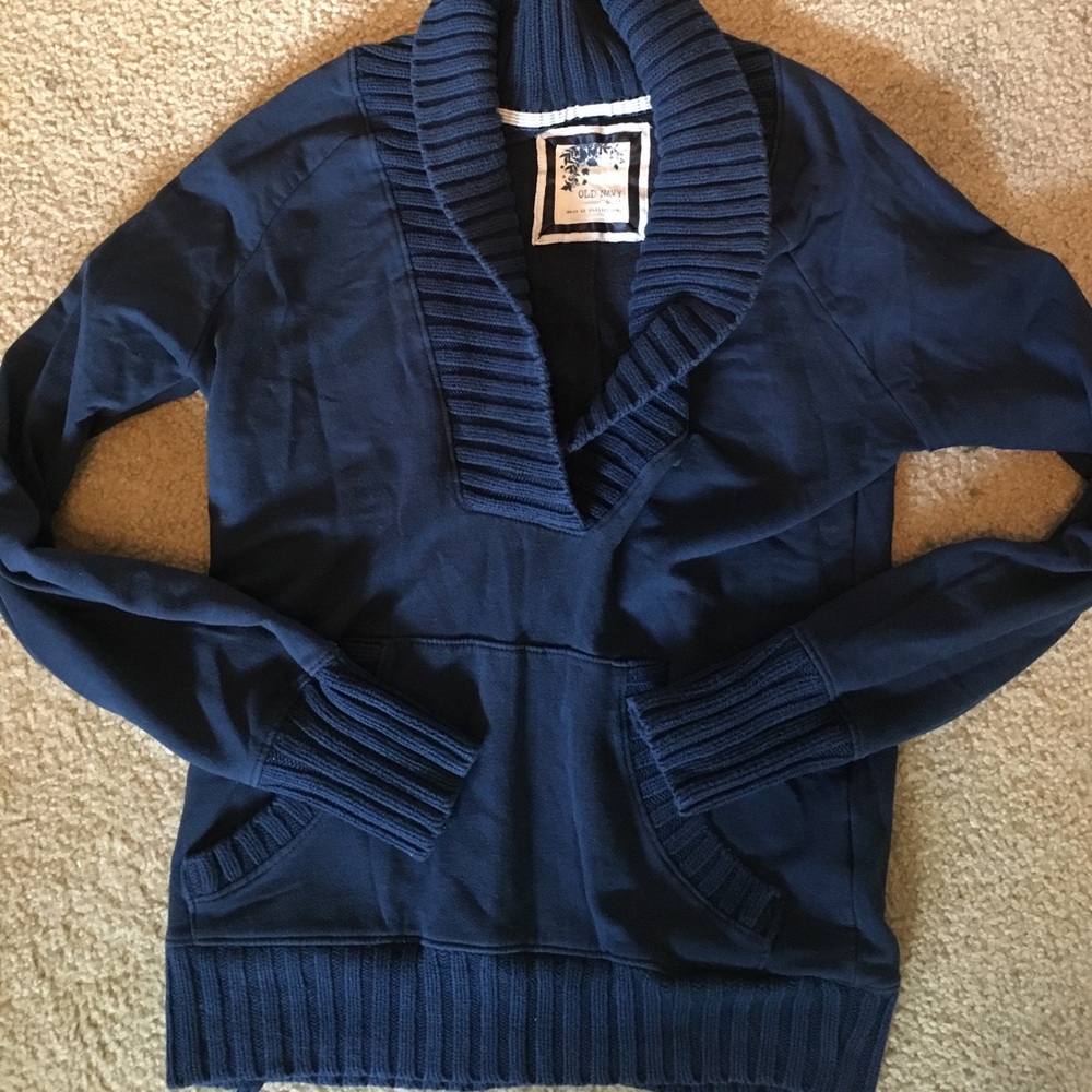 Old Navy Sweater