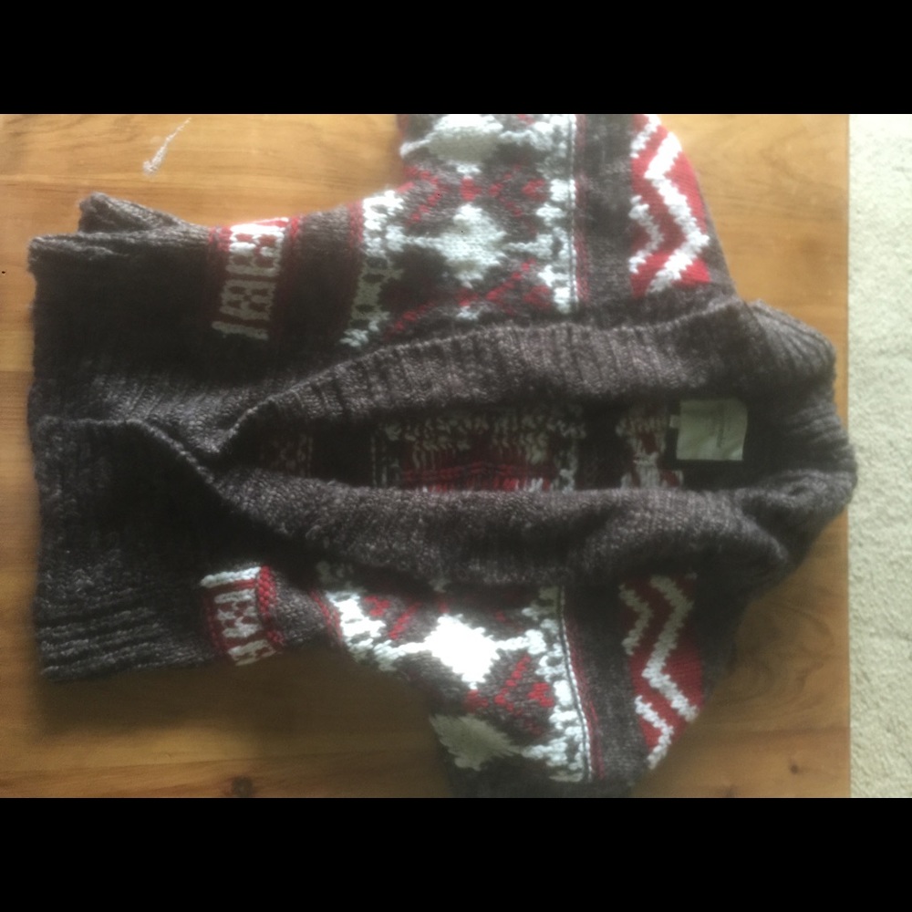 Abercrombie & Fitch sweater