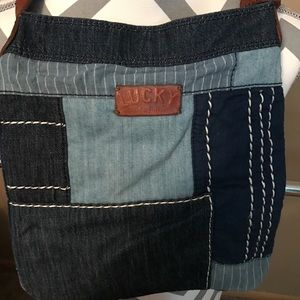 Lucky brand crossbody.