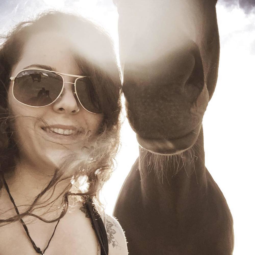 Meet your Posher, Nicole