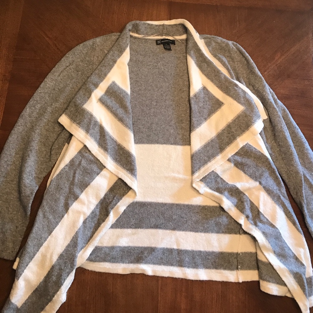 INC patterned sweater very soft