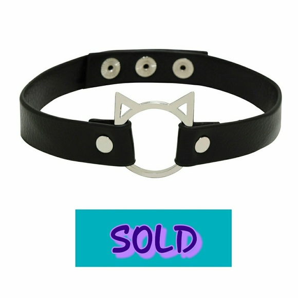 Silver Kitty Cat O-Ring Black Faux Leather Choker - Picture 1 of 5