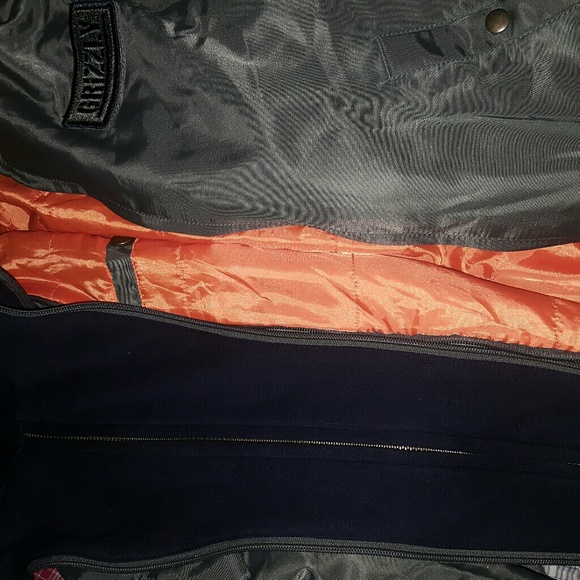 Grizzly griptape subspecies double layered bomber - Picture 8 of 8