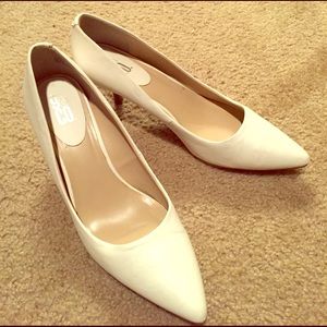 9&co kitten heal pumps