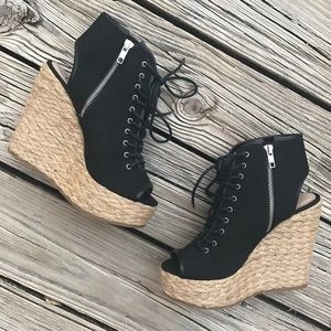 Steve Madden Holiday Peep-Toe Bootie Wedges NWOT