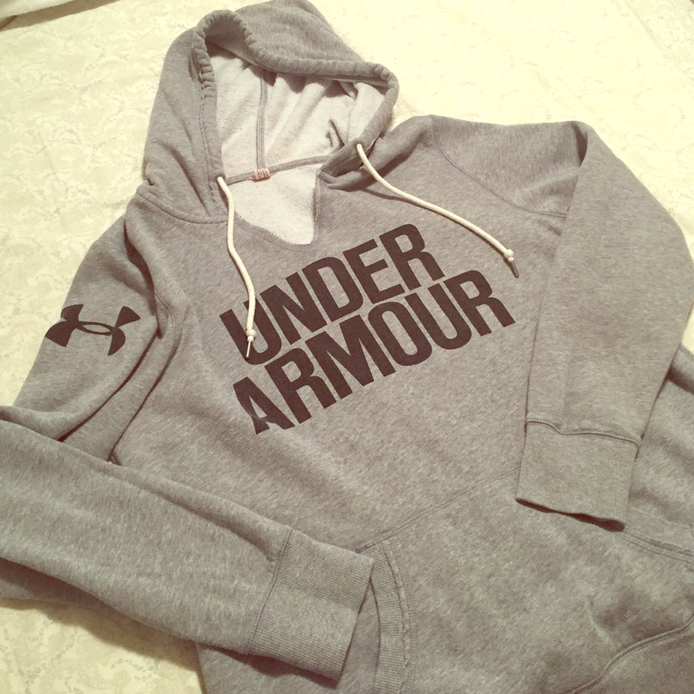 Under Armour Vneck Hoodie