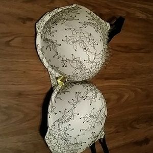 VS bombshell bra