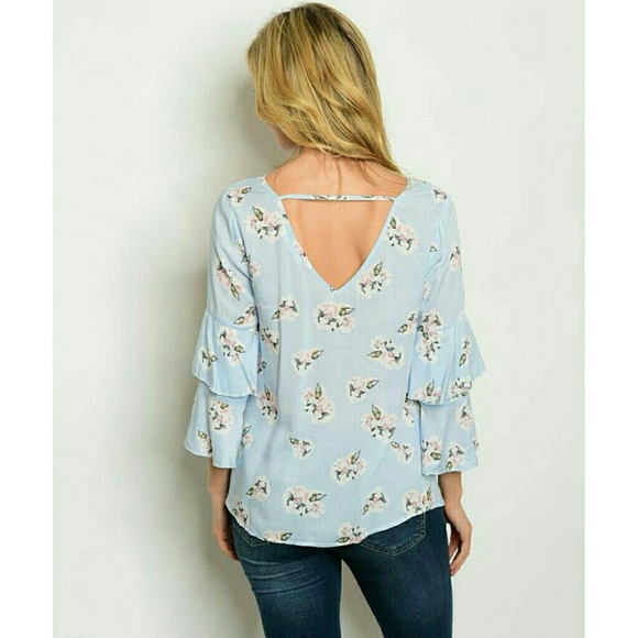 Blue floral flower bell sleeve blouse top NWT - Picture 3 of 3