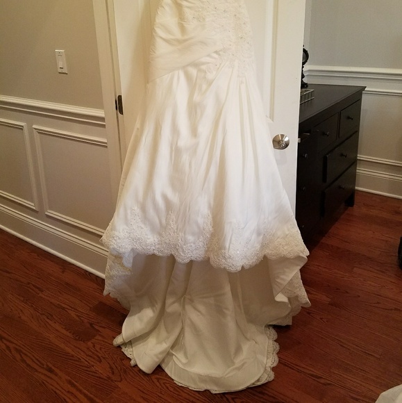Mori Lee Design Wedding gown - Picture 2 of 7