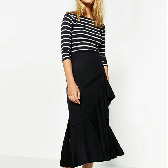 Zara Frilled Wool Blend Skirt - Picture 3 of 8