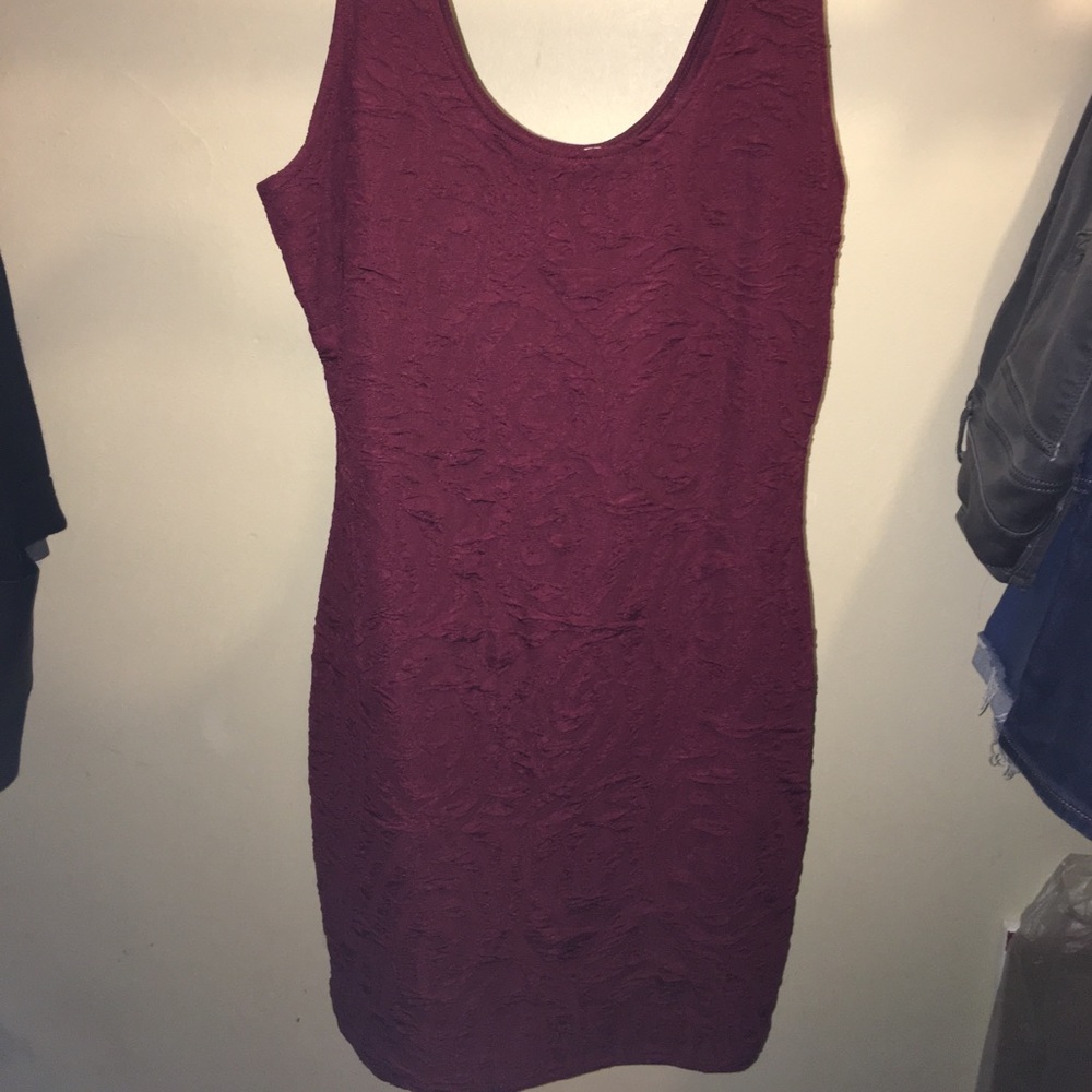 Forever 21 burgundy short dress